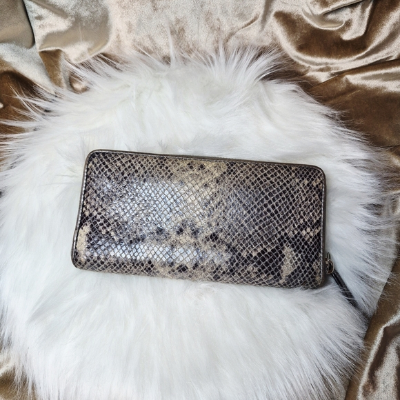 Coach Campbell Exotic Snakeskin Embossed Leather Satchel Bag. - Picture 8 of 10